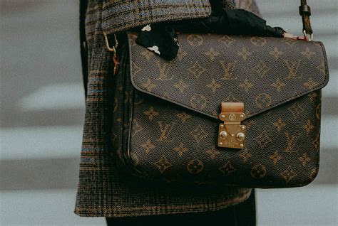 louis vuitton tassen nep|Een nep Louis Vuitton tas herkennen .